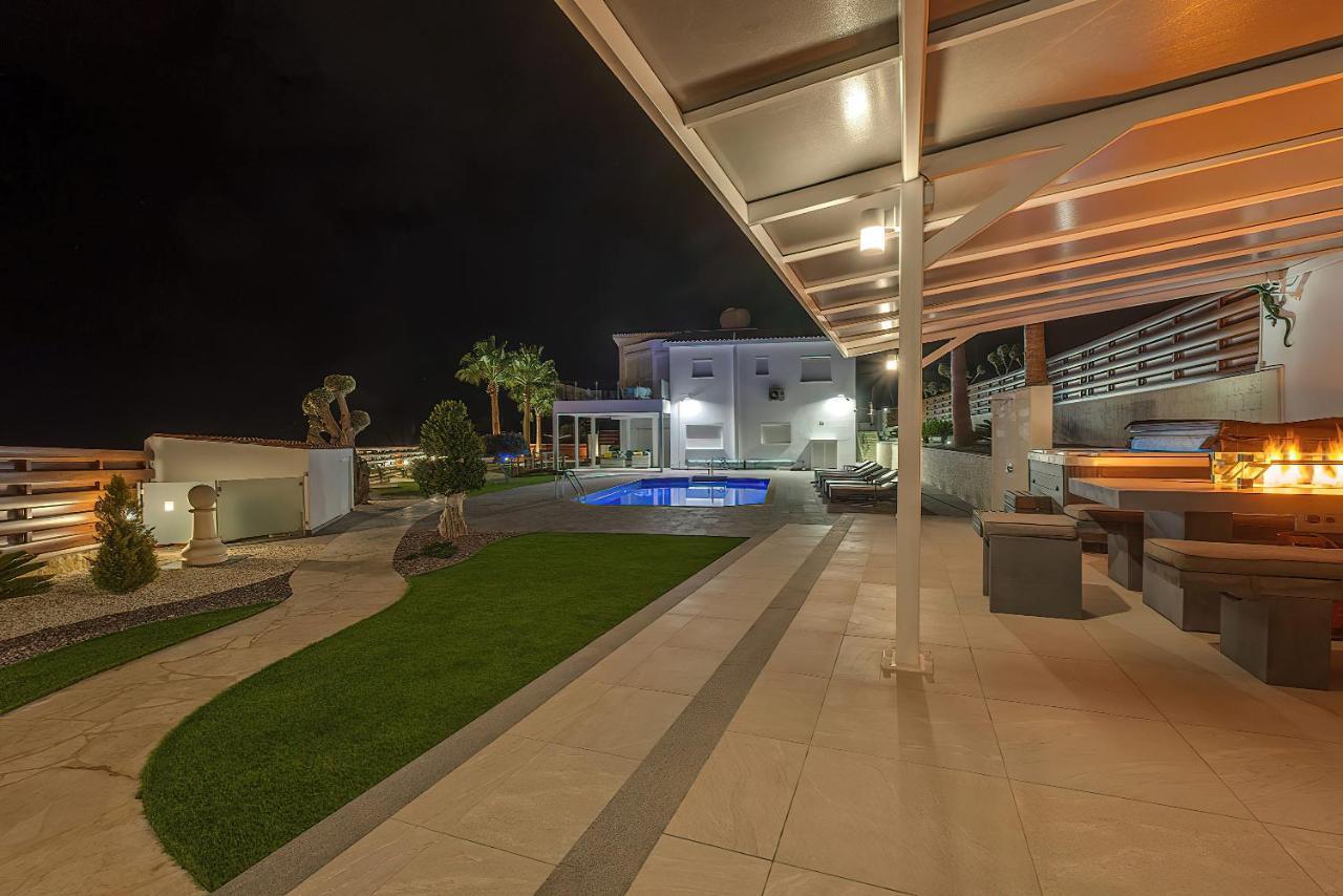 Villa Prasino Coral Bay Exteriér fotografie